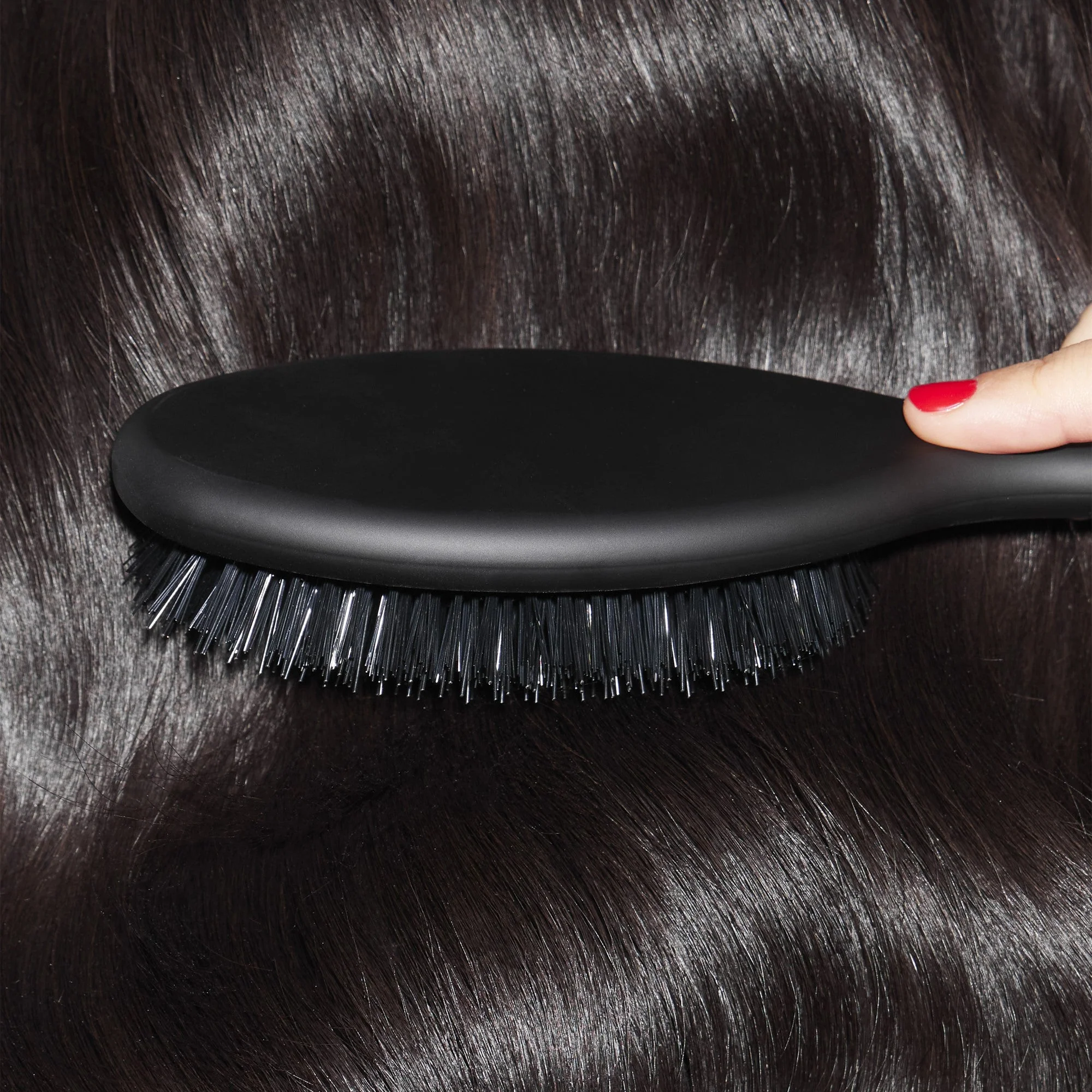 ghd Oval Dressing Brush - Image 4